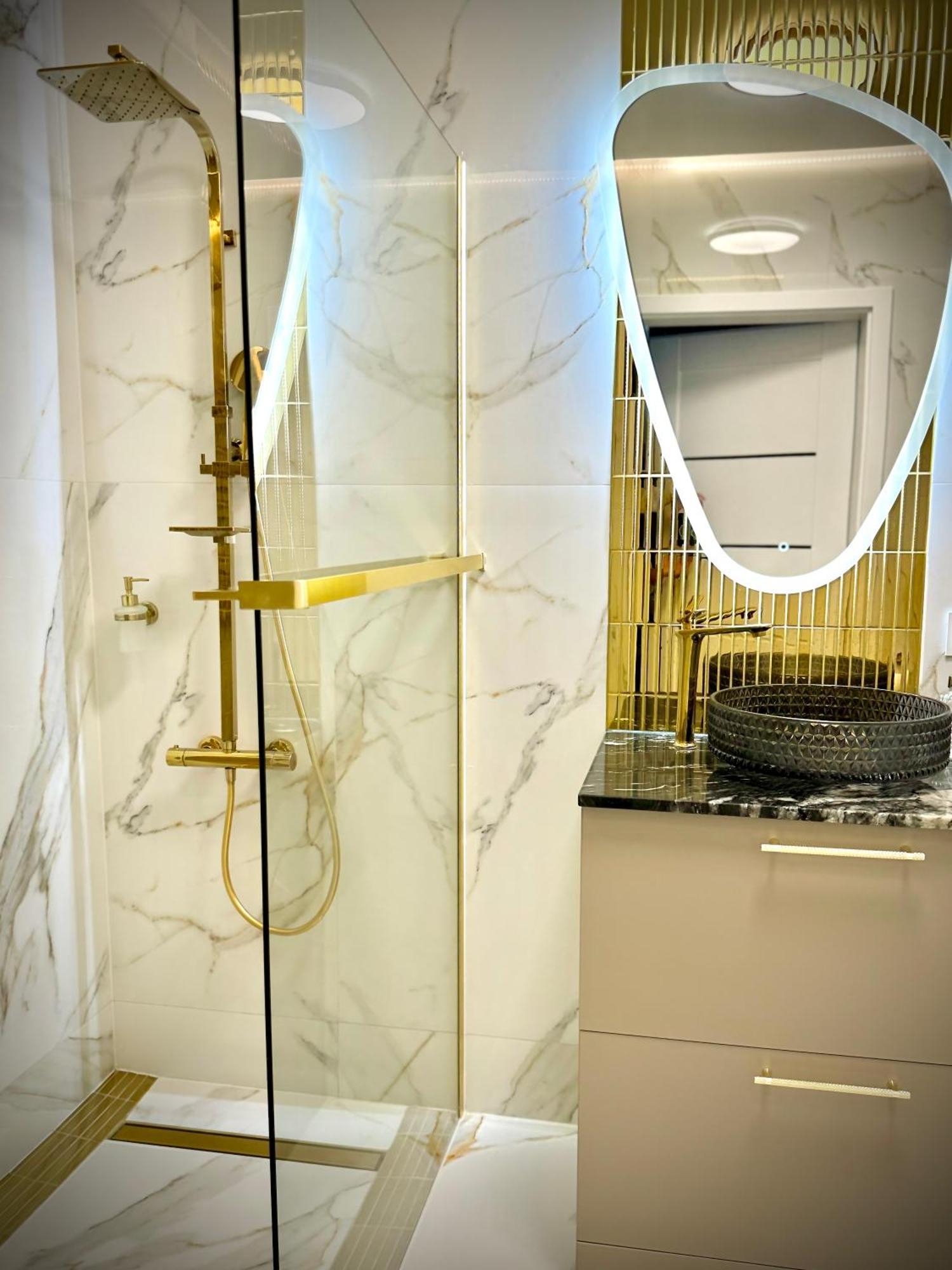 Golden Park Aparthotel 什切青 外观 照片